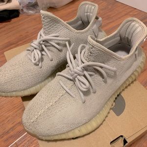 Yeezy boost 350